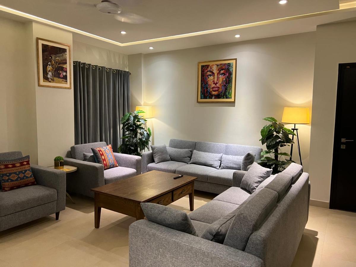 Serenity Corner 4 Bhk Islamabad Exterior photo
